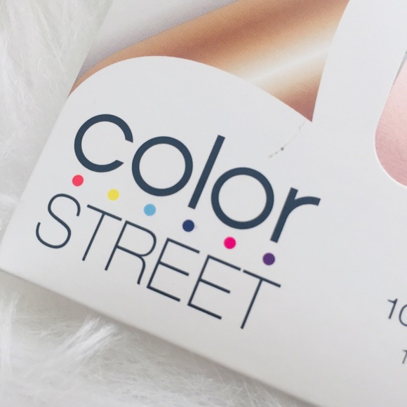 LAST ONE! Color Street Touchdown Polish Strips - Picture 2 of 4